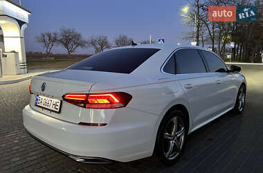 Седан Volkswagen Passat 2020 в 