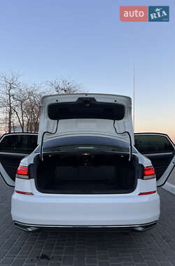 Седан Volkswagen Passat 2020 в 