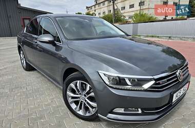 Седан Volkswagen Passat 2016 в Ковелі