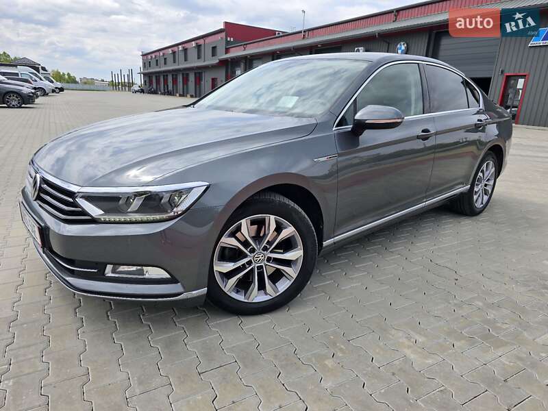 Седан Volkswagen Passat 2016 в Ковелі