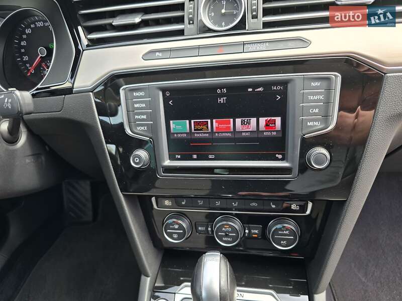 Седан Volkswagen Passat 2016 в Ковелі