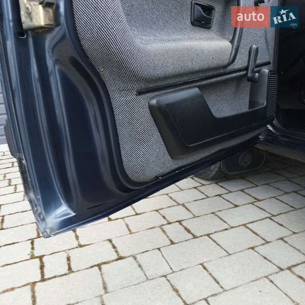 Хетчбек Volkswagen Passat 1987 в Чернівцях фото 26 Хетчбек Volkswagen Passat 1987 в Чернівцях