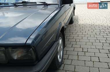 Хэтчбек Volkswagen Passat 1987 в Черновцах