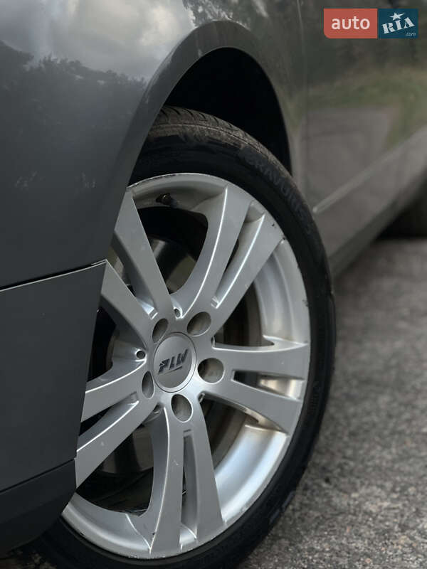 Седан Volkswagen Passat 2007 в Харкові