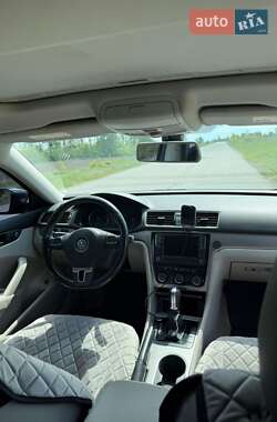 Седан Volkswagen Passat 2014 в 