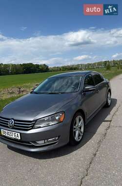Седан Volkswagen Passat 2014 в Києві