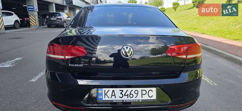 Седан Volkswagen Passat 2019 в Києві