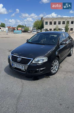 Седан Volkswagen Passat 2007 в Миколаєві