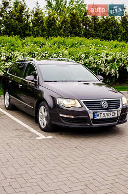 Універсал Volkswagen Passat 2010 в Івано-Франківську