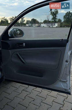 Универсал Volkswagen Passat 2004 в 