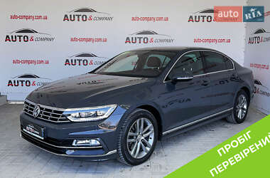 Седан Volkswagen Passat 2018 в Львове