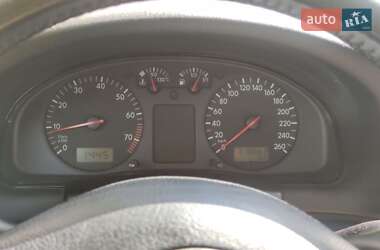 Універсал Volkswagen Passat 1997 в 