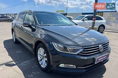 Універсал Volkswagen Passat 2015 в 