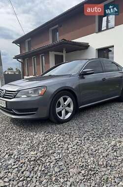 Седан Volkswagen Passat 2012 в Жашкове
