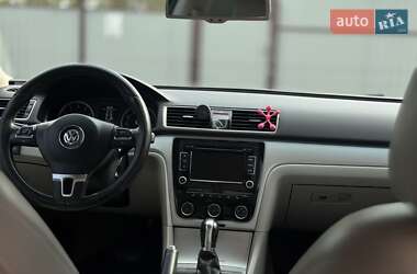 Седан Volkswagen Passat 2012 в Жашкове