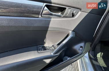 Седан Volkswagen Passat 2017 в 