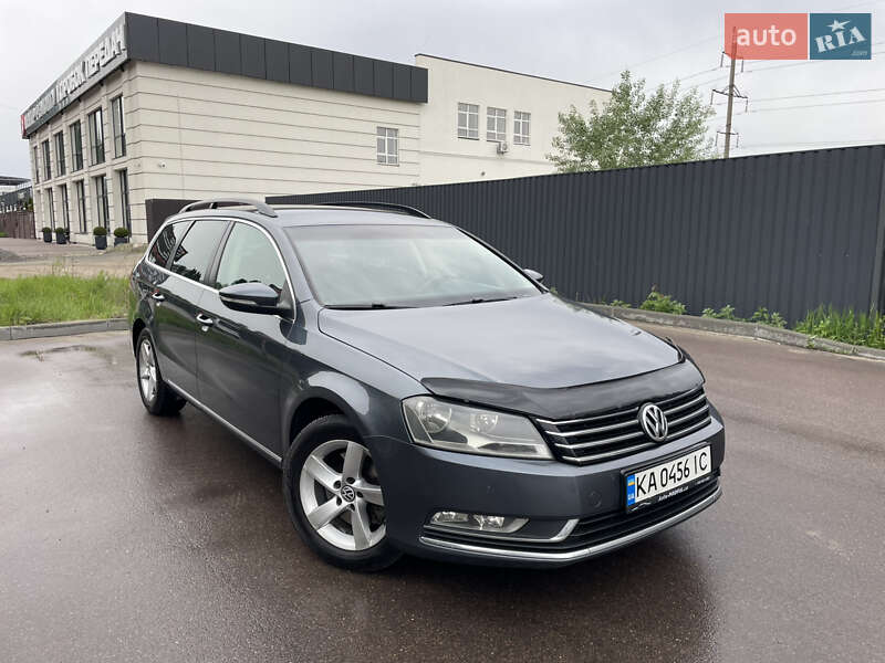 Универсал Volkswagen Passat 2013 в Киеве