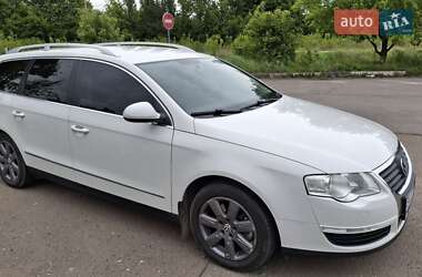 Універсал Volkswagen Passat 2010 в 
