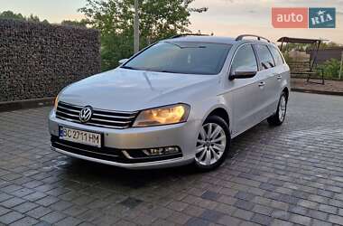 Універсал Volkswagen Passat 2011 в Львові