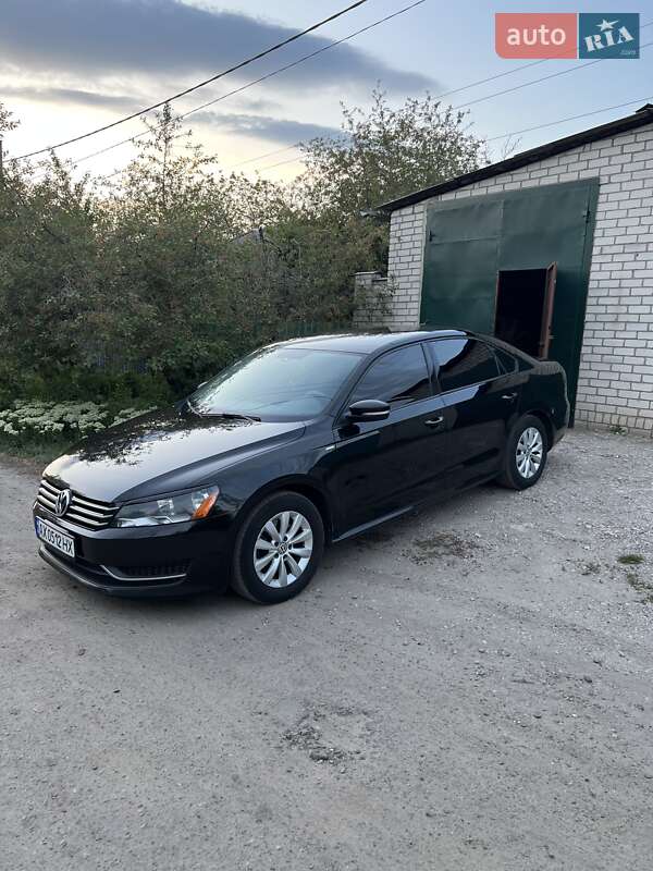 Седан Volkswagen Passat 2013 в 