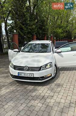 Универсал Volkswagen Passat 2012 в Львове