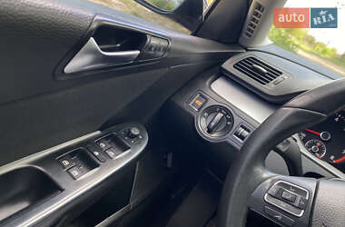 Седан Volkswagen Passat 2009 в 