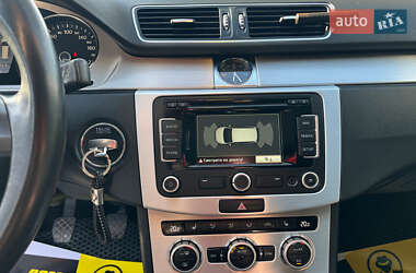 Универсал Volkswagen Passat 2012 в 
