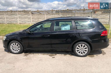 Універсал Volkswagen Passat 2011 в 