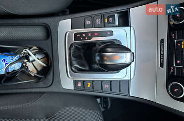 Універсал Volkswagen Passat 2011 в 