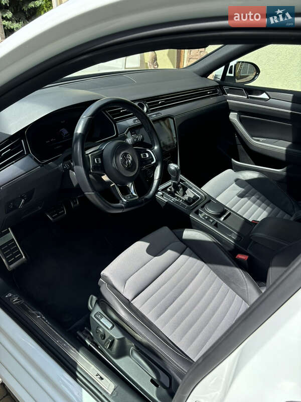 Универсал Volkswagen Passat 2018 в Ровно