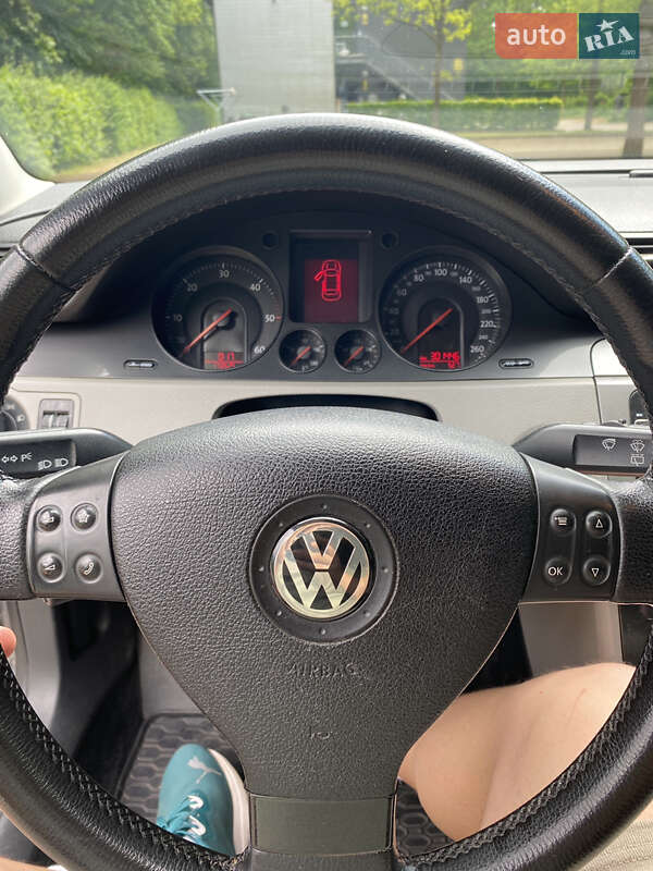 Універсал Volkswagen Passat 2006 в Чернігові