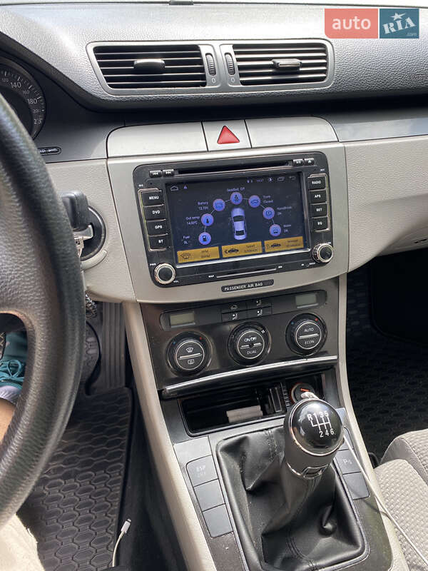 Універсал Volkswagen Passat 2006 в Чернігові