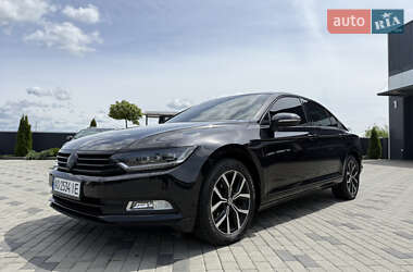 Седан Volkswagen Passat 2015 в 