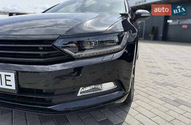 Седан Volkswagen Passat 2015 в 