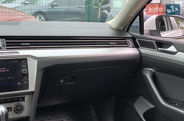 Универсал Volkswagen Passat 2017 в 