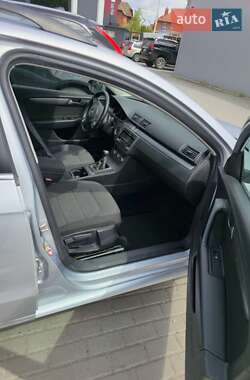 Универсал Volkswagen Passat 2012 в 