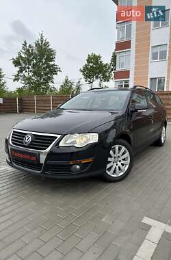 Универсал Volkswagen Passat 2010 в Белогородке