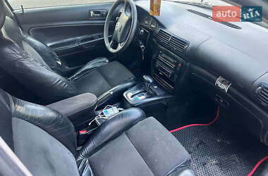 Седан Volkswagen Passat 1999 в 