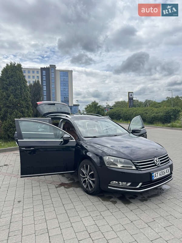 Универсал Volkswagen Passat 2012 в Ивано-Франковске