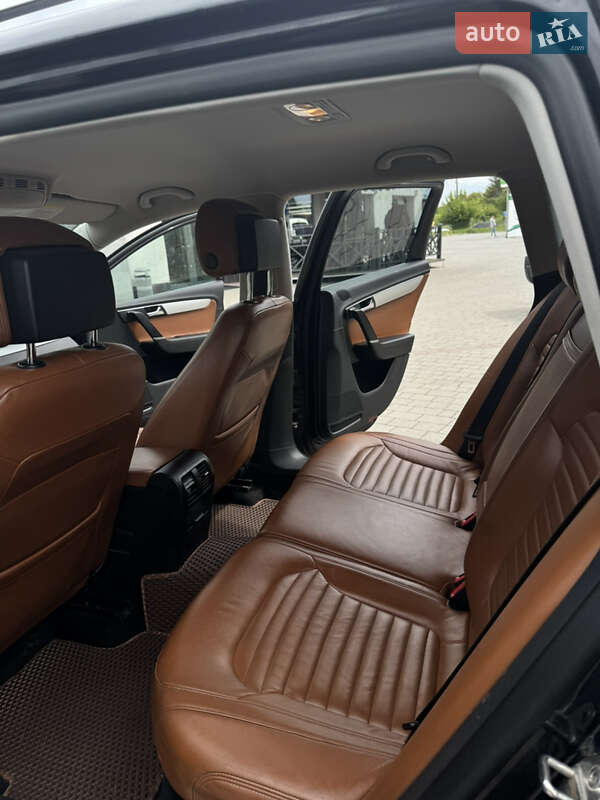 Универсал Volkswagen Passat 2012 в Ивано-Франковске