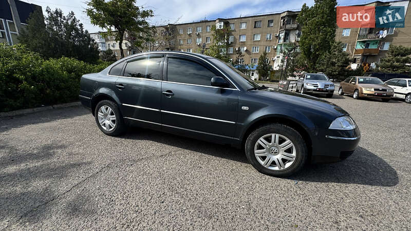 Седан Volkswagen Passat 2002 в Белгороде-Днестровском