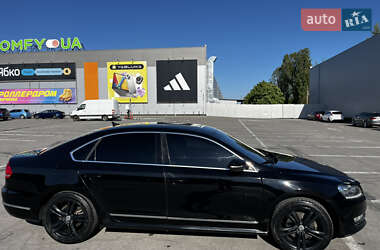 Седан Volkswagen Passat 2012 в 