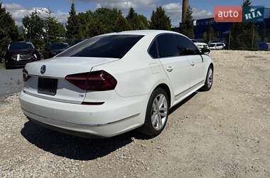 Седан Volkswagen Passat 2018 в 
