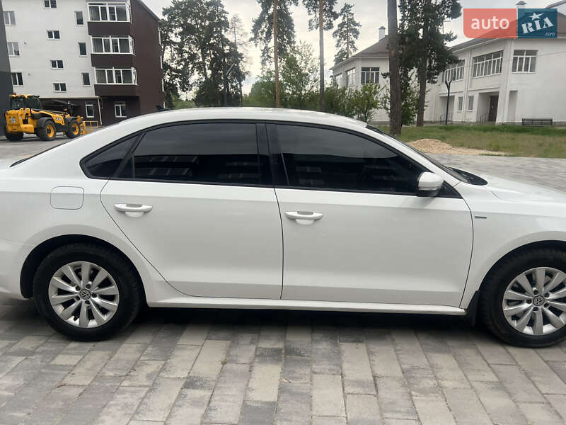 Седан Volkswagen Passat 2014 в Ахтырке фото 11 Седан Volkswagen Passat 2014 в Ахтырке