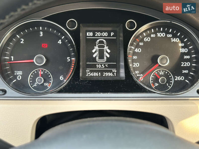 Универсал Volkswagen Passat 2013 в Стрые фото 35 Универсал Volkswagen Passat 2013 в Стрые