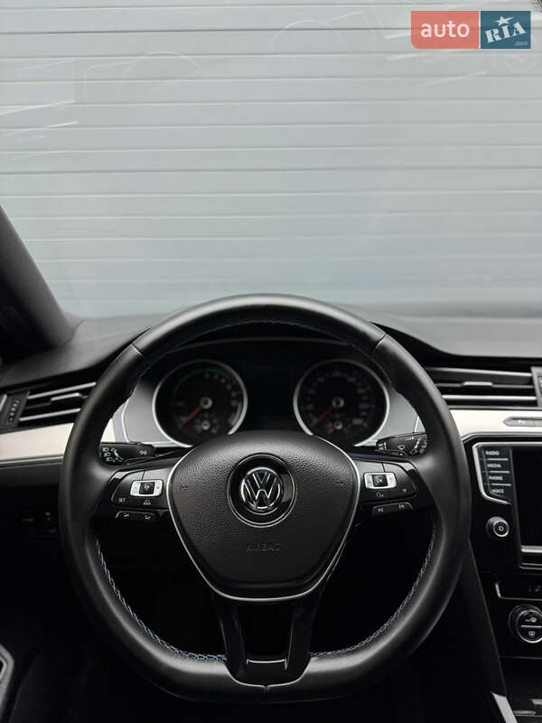 Універсал Volkswagen Passat 2015 в Дубні