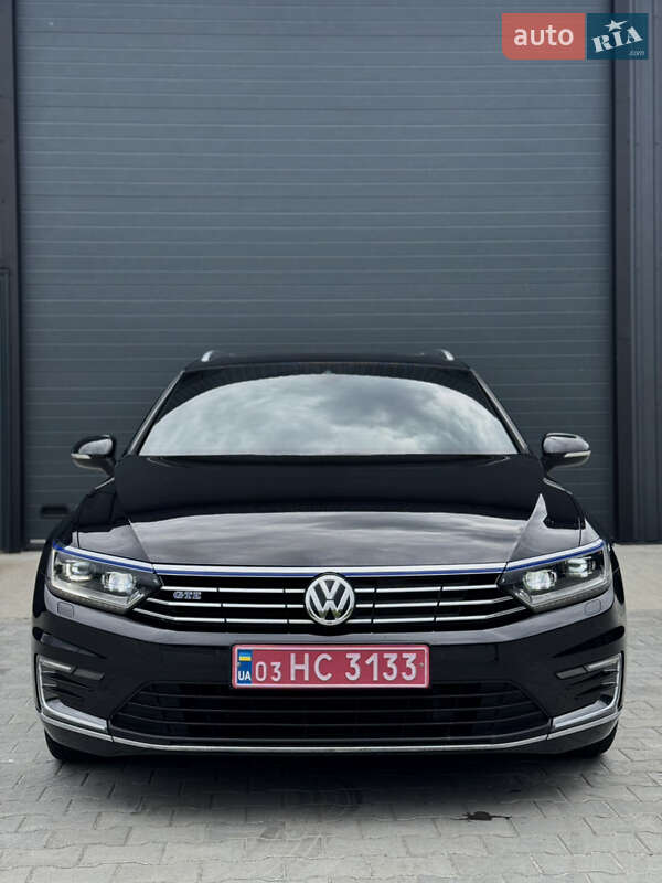 Універсал Volkswagen Passat 2015 в 