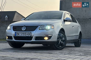 Седан Volkswagen Passat 2007 в 