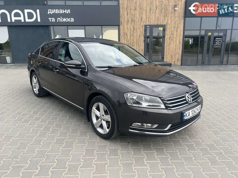 Volkswagen Passat 2011