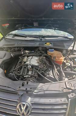 Универсал Volkswagen Passat 2001 в Житомире